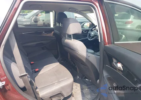 2017 Kia Sorento 2.4L Lx z USA, uszkodzony, nr VIN 5XYPG4A38HG276913